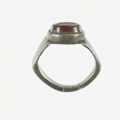 Finger Ring featuring Cornelian Intaglio with Wolf decoration.